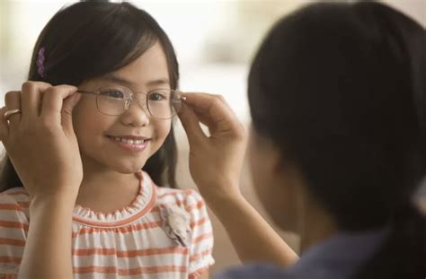 How To Know If Your Child Needs Glasses