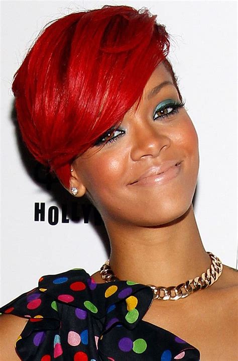 She Pulls Off The Red So Well Short Red Hair Rihanna Red Hair Cute