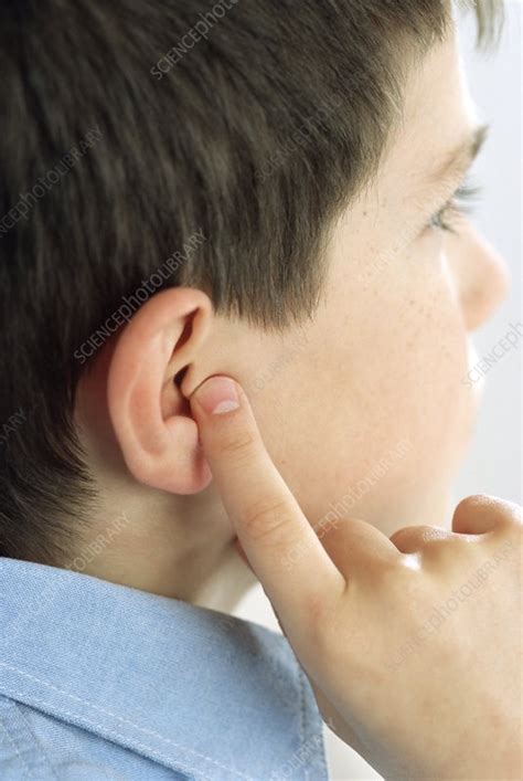 Ear ache - Stock Image - C004/6848 - Science Photo Library