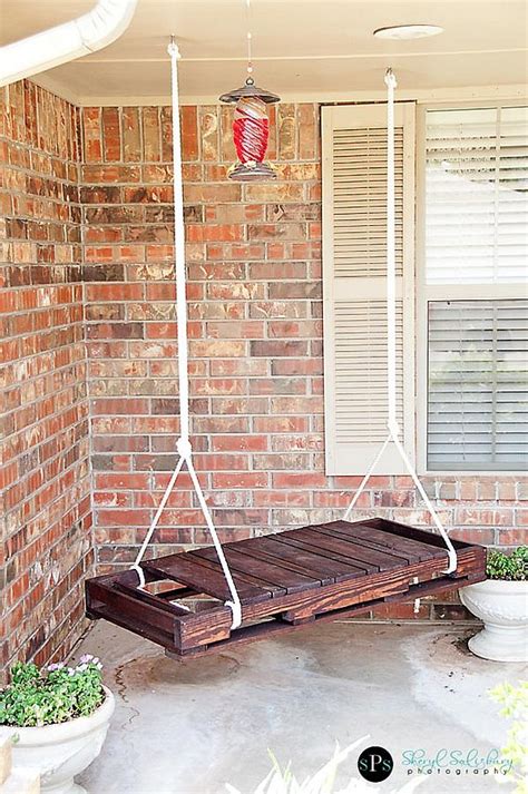 Diy Pallet Swing Simple And Easy Way To Craft Up Your Own Swing Decoist