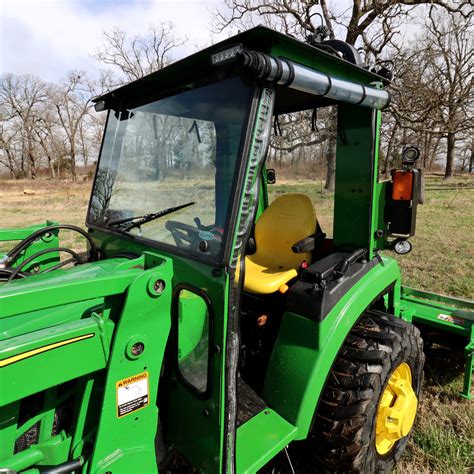 John Deere 2032R | 2038R Base Cab (2017+)