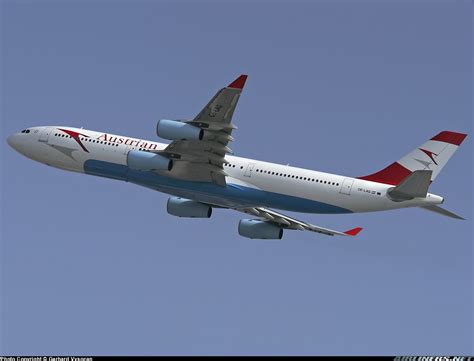 Airbus A340 211 Austrian Airlines Aviation Photo 0788110