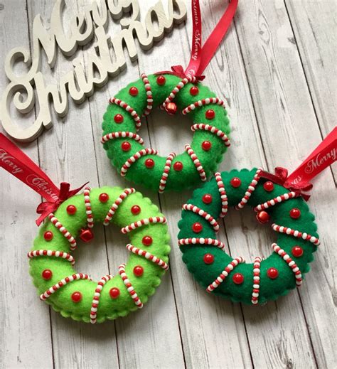 Mini Felt Christmas Wreath Felt Beaded Christmas Ornament Handmade T Праздничные поделки