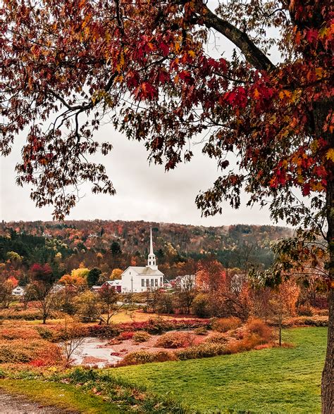 Top 5 Best Vermont Towns to Visit in the Fall | Shannon Shipman