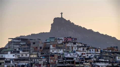 Total and new cases, deaths per day, mortality and recovery rates, current active cases, recoveries, trends and timeline. Coronavirus in den Favelas von Rio: Gefährliche Mischung | STERN.de