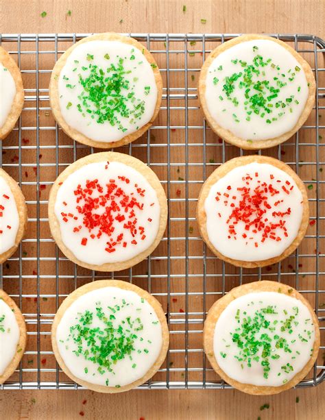 We made sugar cookies from pillsbury, betty crocker, and walmart store brand cookie dough mixes and we had a clear favorite. America's Test Kitchen Holiday Cookie Recipe | POPSUGAR Food