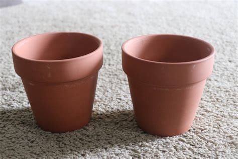 Diy Fabric Covered Flower Pots With Dollar Store Materials Re Fabbed