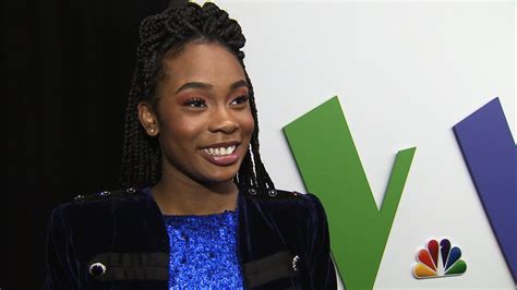 The Voice Kennedy Holmes Gushes About Performing With Coach Jennifer