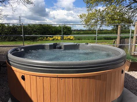 Hot Tub Cleaning Packages From Cleanmyhottub Co Uk