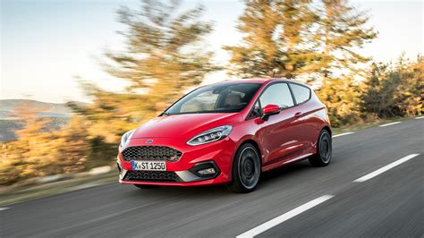 Ford Fiesta ST hatchback (2018 - ) review | Auto Trader UK