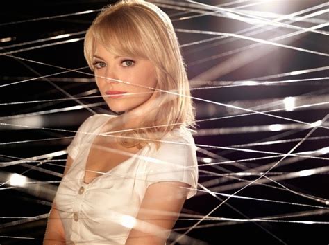 Emma Stone Fans Love Gwen Stacy Haircut OiCanadian