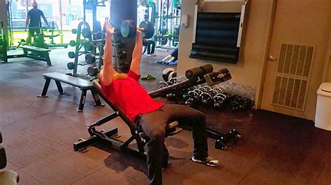 Tip One Arm Dumbbell Incline Press