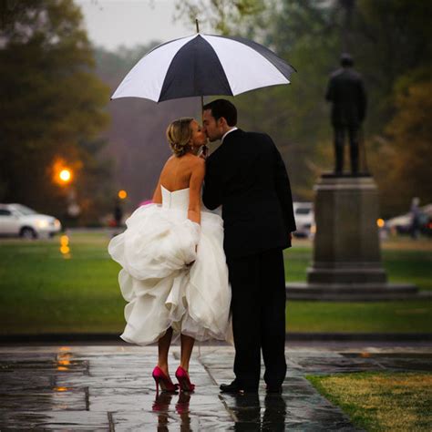 25 Of The Best Rainy Day Wedding Photos Bridalguide