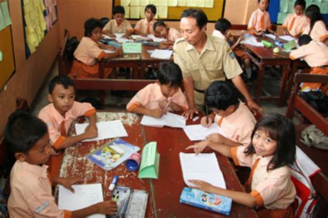 Pemberian Tunjangan Profesi Guru Diperketat