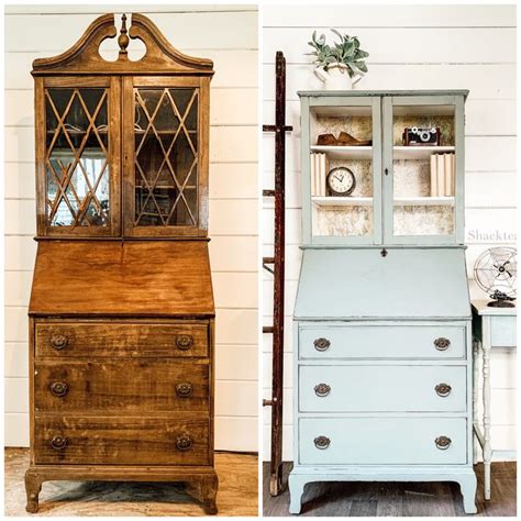 Upright secretary desk is easy to incorporate into any space. Pin on Painted Vintage Secretary Desk or Hutch Ideas