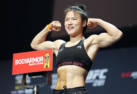 Zhang Weili Confident In Fighting Esparza For Ufc Strawweight Title Cgtn