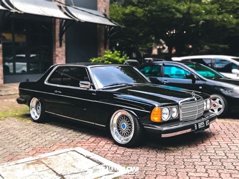 Bagged 1984 Mercedes Benz W123 Coupe