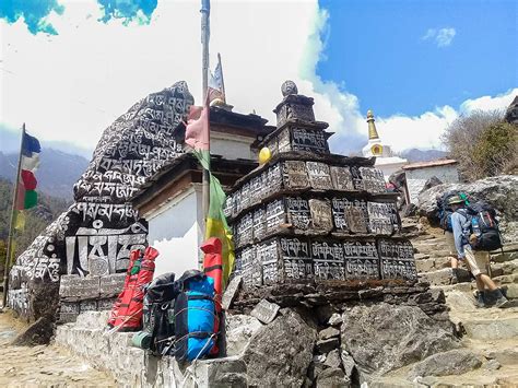 Annapurna And Everest Luxury Lodges Trekking Tour In Nepal