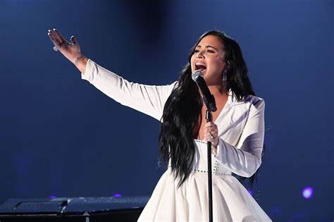 Деми Ловато призналась, что не считает Селену Гомес подругой | OK Картинка - Деми Ловато призналась, что не считает Селену Гомес подругой | OK