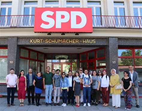 Boğaziçi Siyaset Okulu Mezunları'nın Almanya Seyahati - Sivil Sayfalar