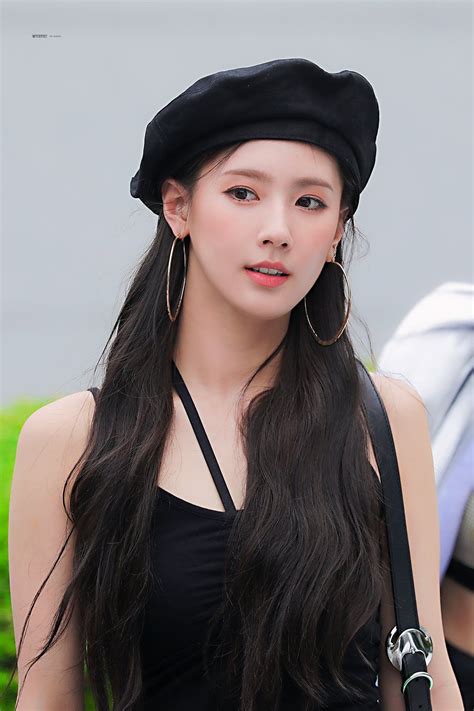 Discover and share the best gifs on tenor. Pin on 여자아이들