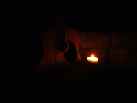 Acoustic By Candlelight Stock Photos Pictures And Royalty Free Images