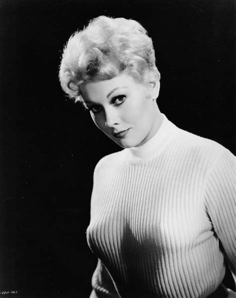 Pin By Elly Schmidt On 50s In 2023 Kim Novak Classic Film Stars Old Film Stars