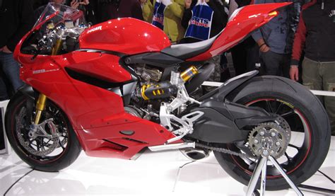 Ducati 899 959 1199 1299 v4r panigale top speed 2019 hey motorcylcle lover, this is new video from technology trends about. Ducati 1199 Panigale S Price:$27,995.00 Engine: 1198cc Top ...