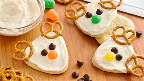 Here is my favorite gingerbread cookies recipe and one of the most popular christmas cookie recipes on this website. Quick + Easy Holiday Cookie Recipes and Ideas - Pillsbury.com