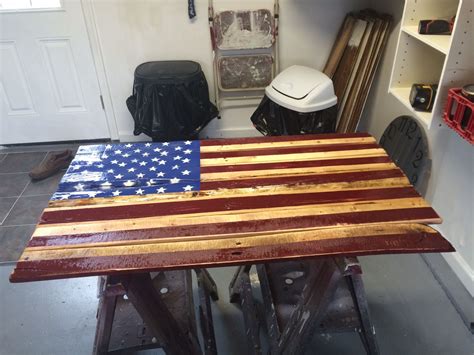 Trade show exhibits, table covers. American Flag made from pallets. | Pallet coffee table ...