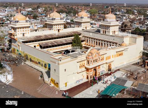 India Madhya Pradesh Orchha Ram Raja Temple Stock Photo Alamy