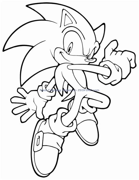 The coloring sheet features sonic, tails, knuckles the echidna, cream the rabbit, amy rose, silver the hedgehog and big the cat. Sonic The Hedgehog Running Coloring Pages - Coloring Home