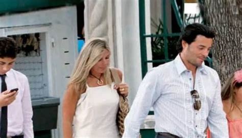 Chayanne comentó que clay calloway es una ex estrella de rock, por lo que conectar con el personaje para su. Chayanne y su esposa venezolana: el tesoro mejor cuidado de la estrella boricua