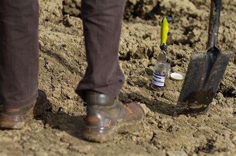 Contaminated Soil Testing - Thomas Consultants
