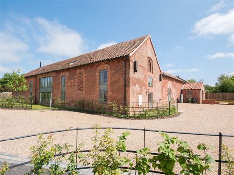 Our founder, nicolas tye talks about his journey through the world of property development and the award winning barn conversion that's now our headquarters. Barn Conversion With Luxury Comfort And Beautiful Peaceful ...