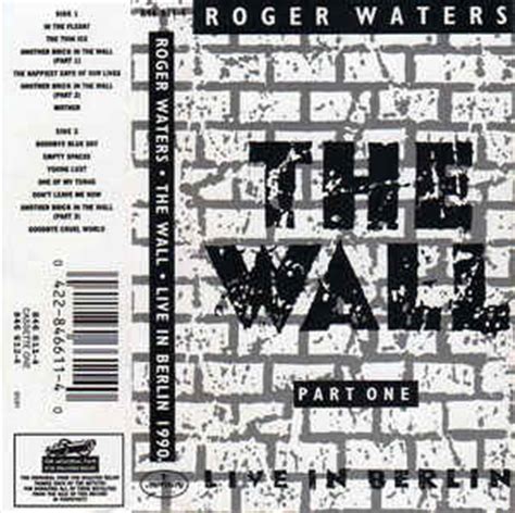 .live in berlin fue un concierto en vivo del álbum de estudio de pink floyd, the wall, que se celebró en berlín, alemania, el 21 de julio de 1990, para promovido por roger waters y con la participación de estrellas de la talla de van morrison, scorpions, ute lemper, marianne faithfull, the band, cyndi. Roger Waters - The Wall Live In Berlin (1990, CrO2, 120 EQ ...