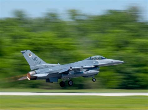 F 16 Was Armed When It Crashed Into Building Near Runway At March Air