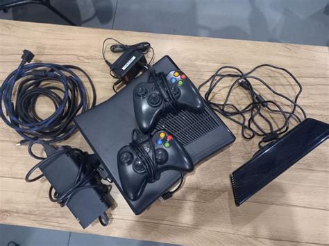 Xbox 360 Slim Destravado Completo Kinect 2 Controle Em Maringá