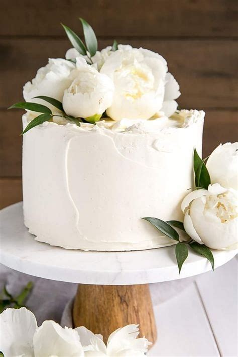 20 Simple Elegant Wedding Cakes For Springsummer 2021 Emmalovesweddings