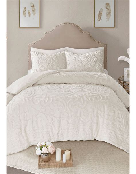 Aeriela Tufted Cotton Chenille Damask Coverlet Set Full Queen