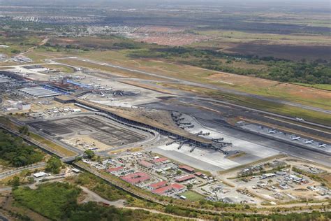 Expansion Of Tocumen International Airport Foster Partners Arquitectura Viva