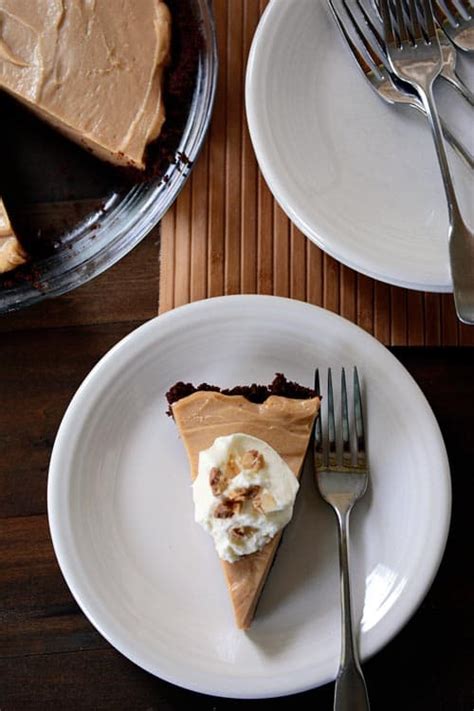 Peanut Butter Pie With Chocolate Cookie Crust Mels Kitchen Cafe