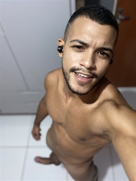 Model Of The Day Matos Matheus Daily Squirt