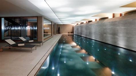 20 Stunning Indoor Infinity Pool Designs