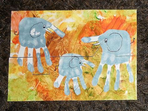 2 idées d' activités avec des gommettes : Puzzles: famille éléphants (empreintes des mains) et ...