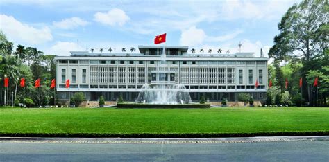 Tổng tiến công và nổi dậy mùa xuân 1975) was the final north vietnamese campaign in the vietnam war that led to the capitulation of south vietnam. Palast der Wiedervereinigung Saigon - Ho Chi Minh Stadt ...