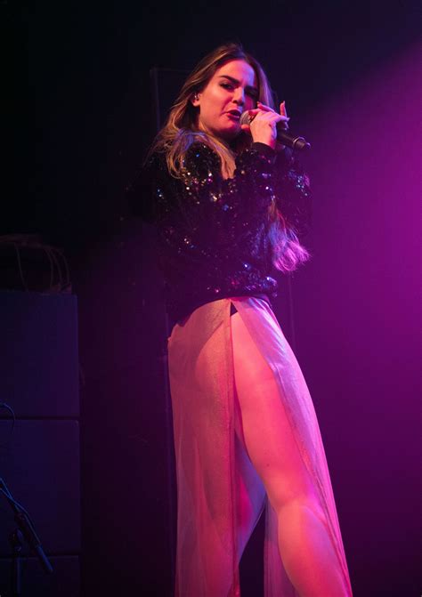Joanna Jojo Levesque Performing At The O2 Abc In Glasgow