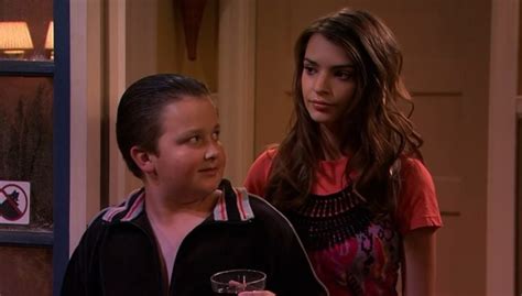 Emily Ratajkowskis Icarly Cameo How Old Was She When She Played Gibby