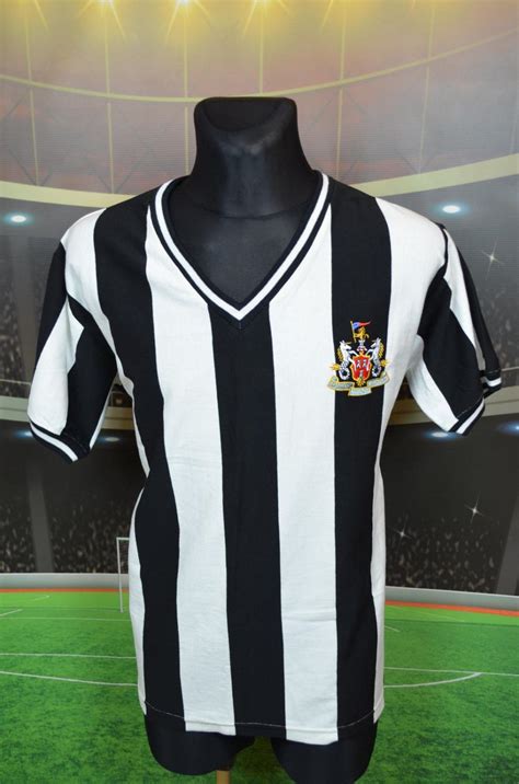 Newcastle Retro Replicas Football Shirt 1969 1972 Sponsored By No