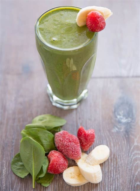 Strawberry Banana And Spinach Green Smoothie — Tastes Lovely